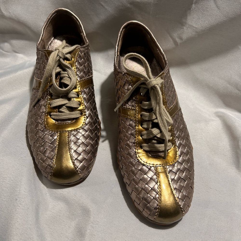 Cole Haan Gold Air Nike sneakers Size 6B - Picture 2 of 10
